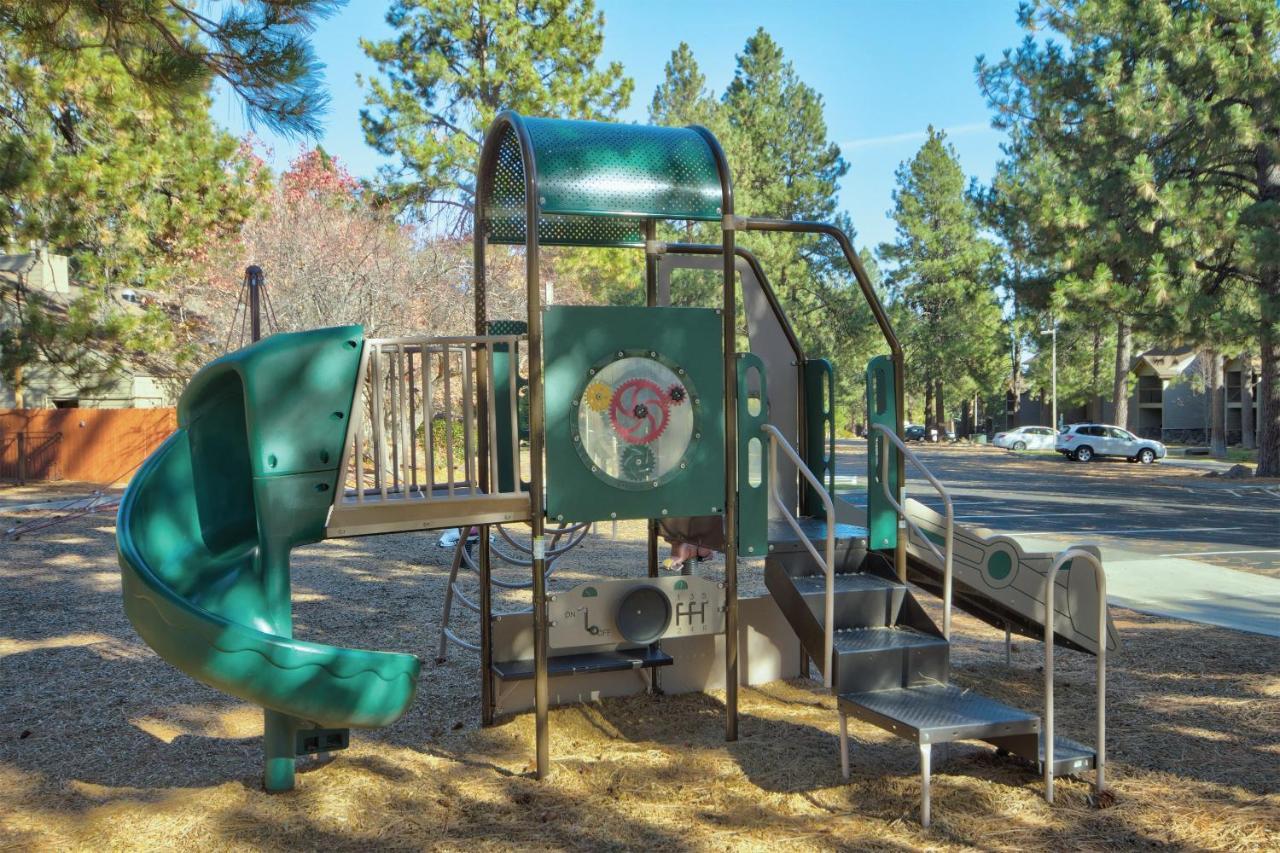 ホテル ワールドマーク セブンス マウンテン Deschutes River Woods エクステリア 写真