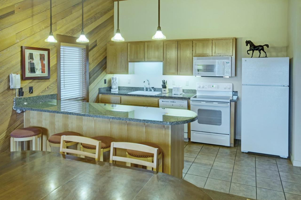 ホテル ワールドマーク セブンス マウンテン Deschutes River Woods エクステリア 写真